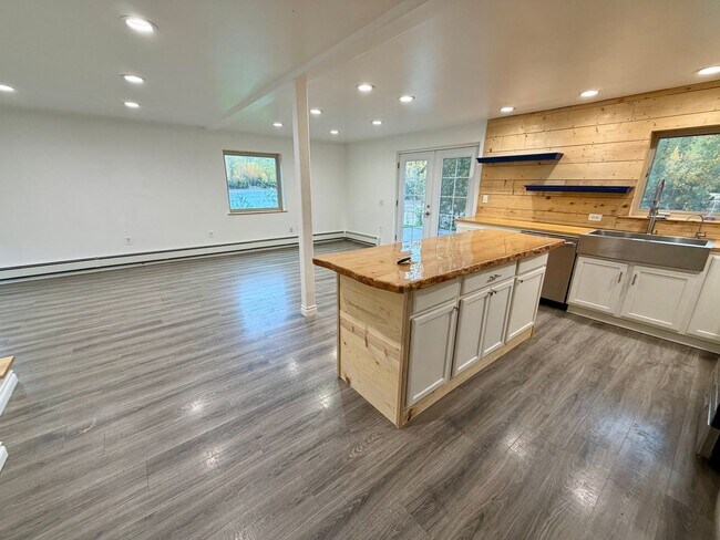 1920 Perkins Dr Unit 1