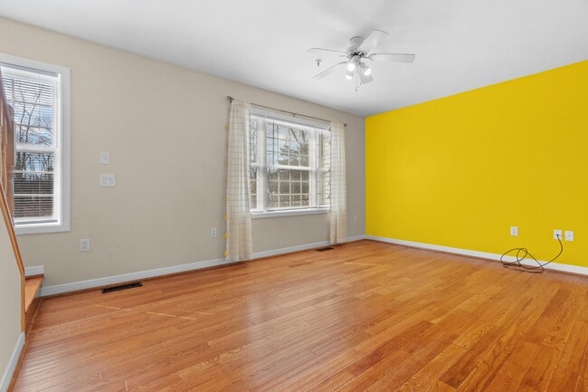 Photo - 179 Littleton Rd