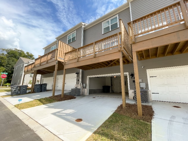 Photo - 126 Asland Ln