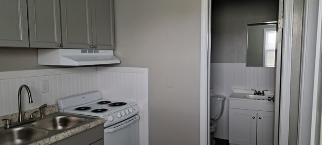 EFF - Creekwood Apartments