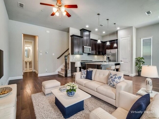 Photo - 6120 Rilla St