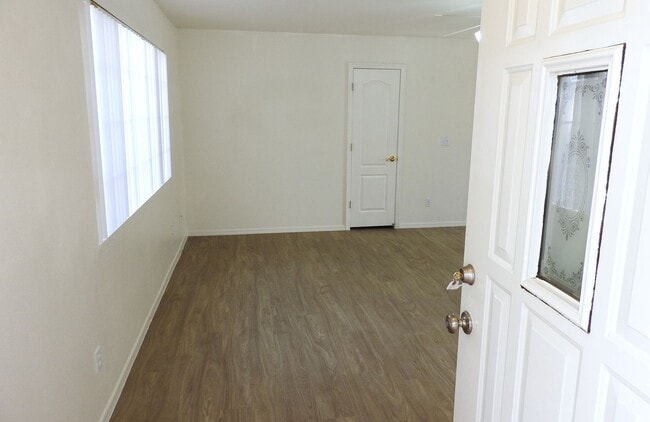 Photo - COMING SOON! 3+2 Stylish, Move-In Ready Home with New Flooring and Fresh Interior