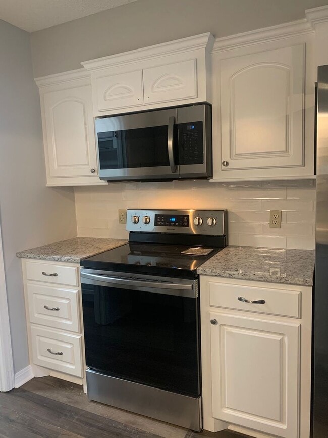 Photo - 44 Hickory Knoll