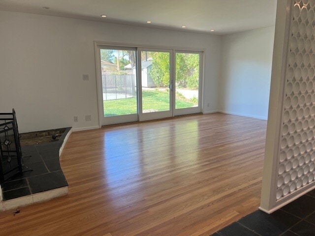 Photo - 9647 Vanalden Ave