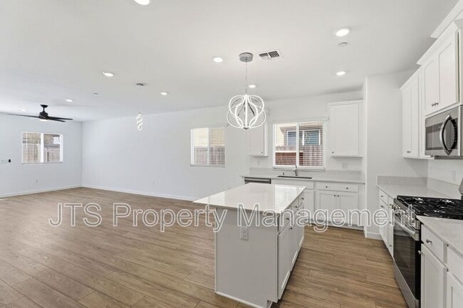 Photo - 12542 Surfbird Wy