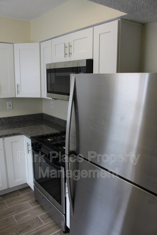 Photo - 1050 Wayne Ave