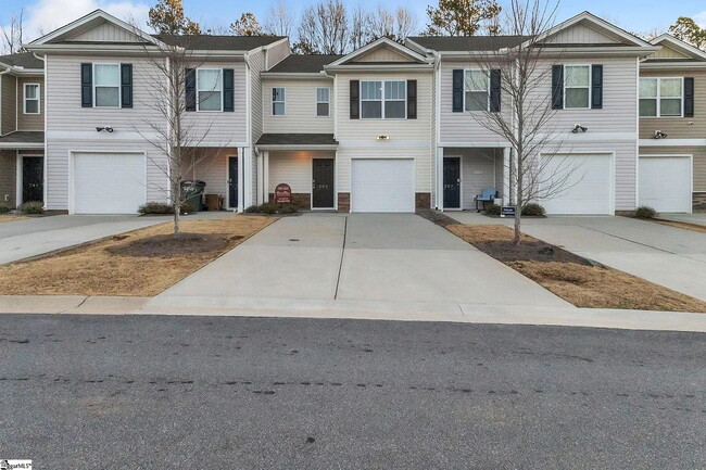 Photo - 3 bed, 2.5 bathroom Townhouse