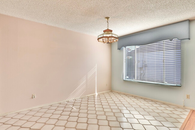 Photo - 5427 W Seldon Ln