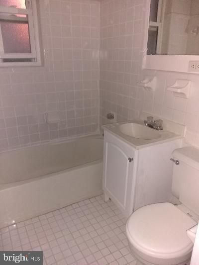 Photo - 3051 Patrick Henry Dr Unidad 101