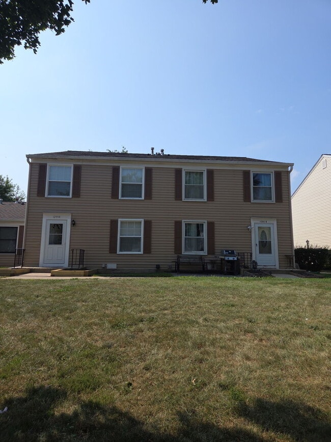 Building Photo - 1255 Pearl Ave Rental