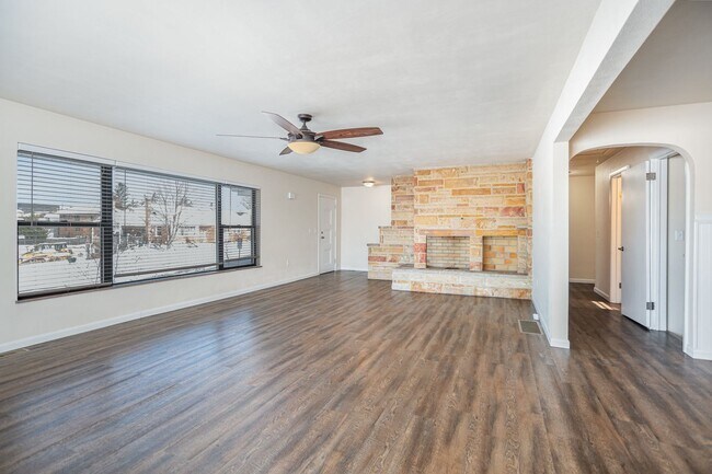 Photo - Single Family Home 3 Bed, 1.5 Bath In Derr...