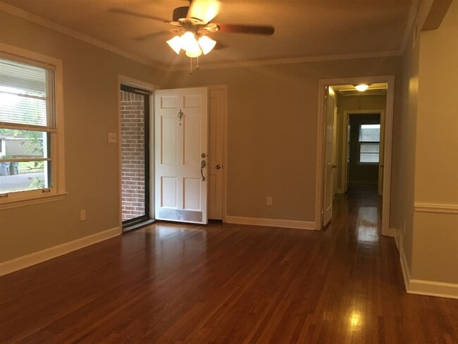Photo - 1185 Perkins Terrace