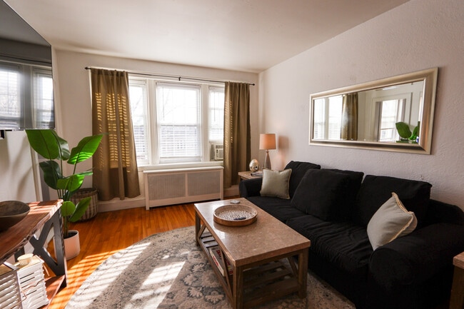 Photo - 90 Kilsyth Rd