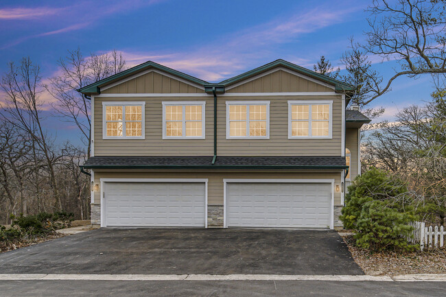 Photo - 1421 Oak Creek Cir Townhome