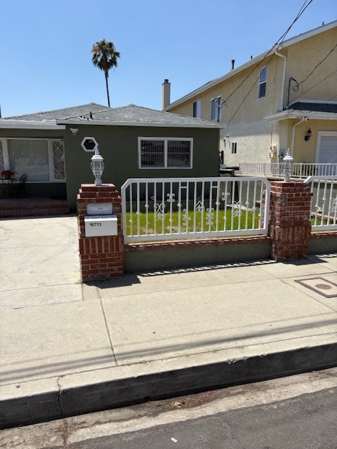 Building Photo - 10715 Helendale Ave Rental
