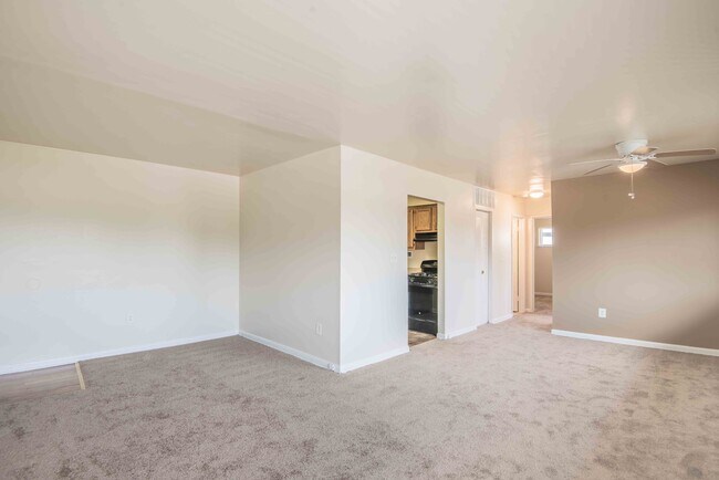 Greenlyn Apartments