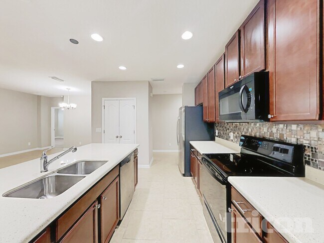 Photo - 4784 Marcos Cir