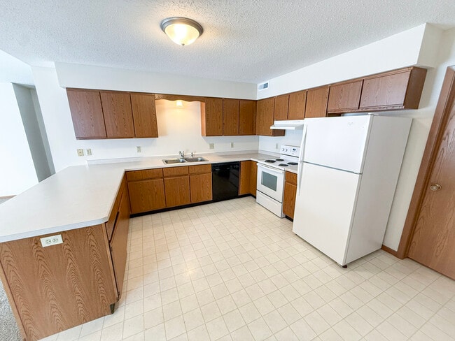 Photo - 13203 39th Ave N