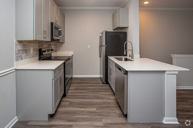 2BR, 2BA - 1,064SF Upper Floor