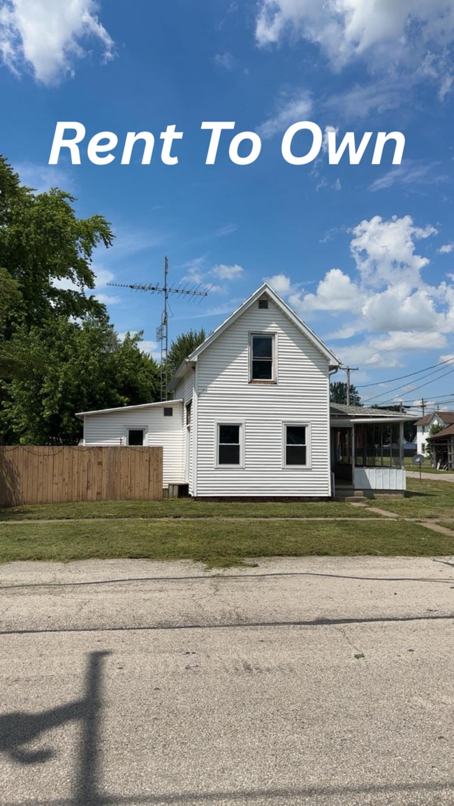 Building Photo - 804 W 1st St Rental