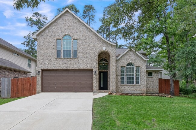 Building Photo - 3215 Canterbury Ln