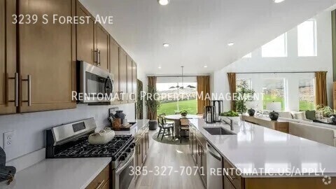 Building Photo - 3239 S Forest Ave Rental