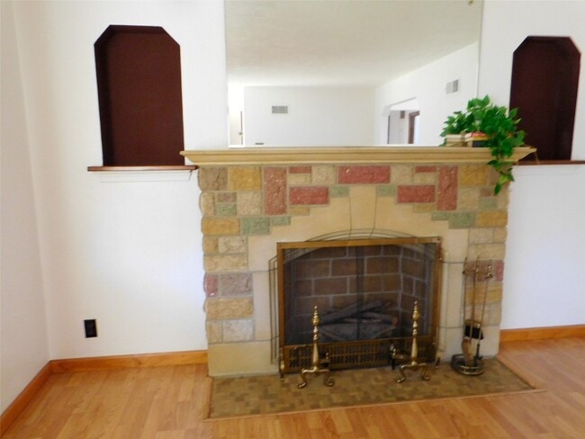 Photo - 2031 Ranchdale Dr