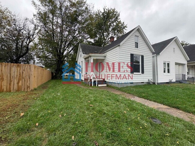 Building Photo - Two Bedroom House | Move in Ready