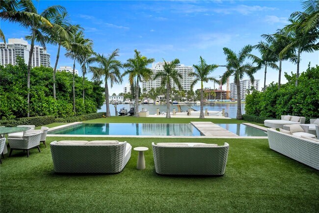 Photo - 5501 Pine Tree Dr