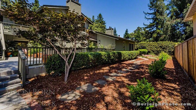 Photo - 1150 Pine St