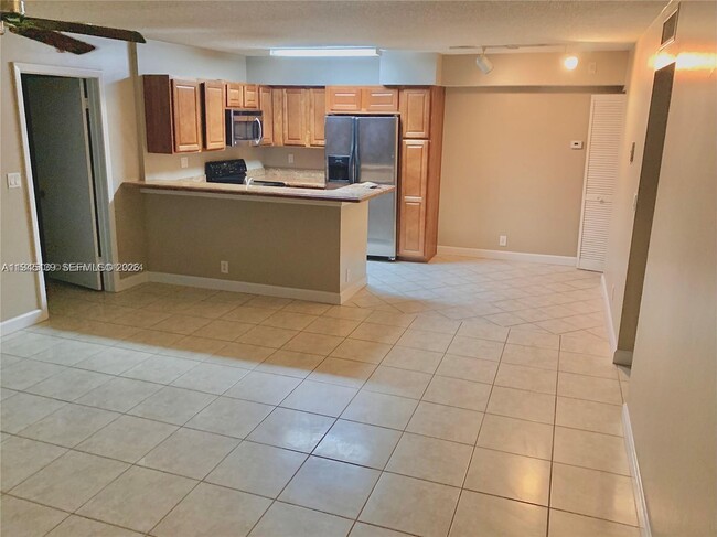 Photo - 621 Lyons Rd Unit 9101