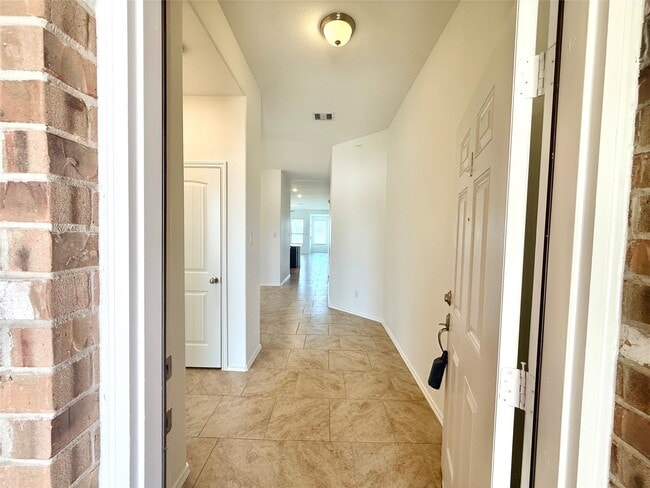 Photo - 23603 Legano Dr