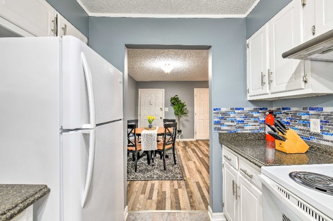 Photo - 110 Briarcliff Dr