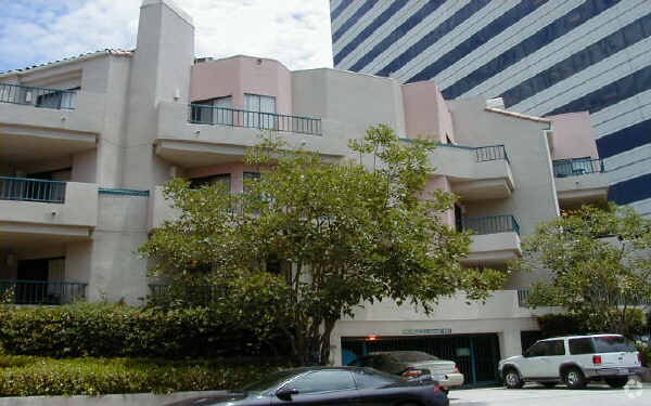Portofino Place Apartments - Portofino Place Apartments