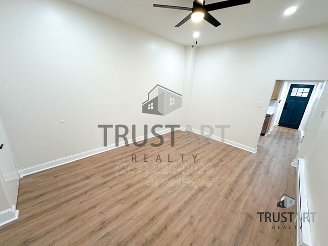 Photo - 4633 Penn St Unit 1