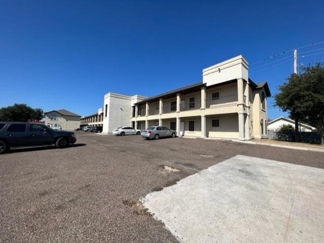 Building Photo - 710 Alta Vista Dr Unit #101