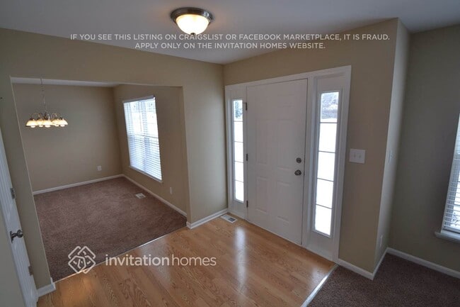 Photo - 958 Donnelly Pl