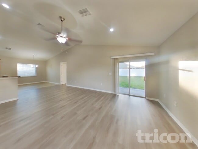 Photo - 2311 12th Ave E