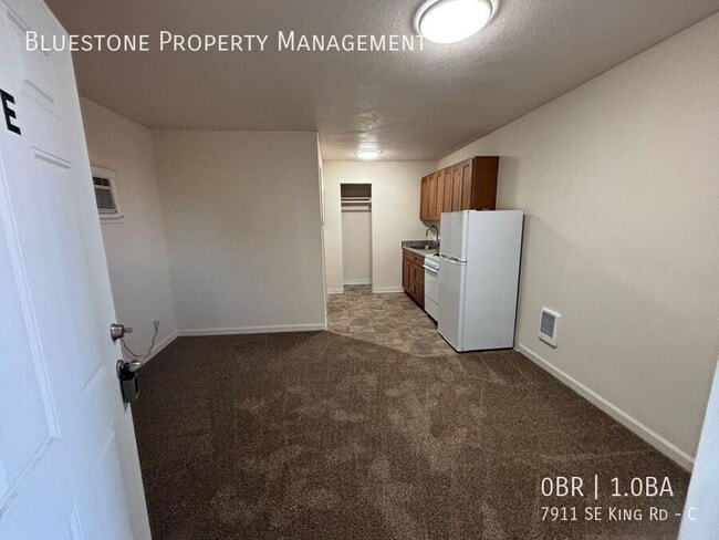Photo - 7911 SE King Rd Unit C