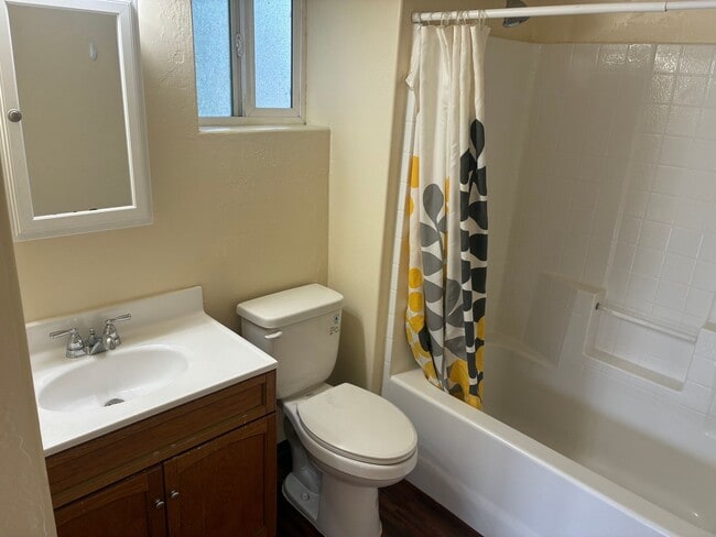 Photo - 3260 West End Rd Unit 1