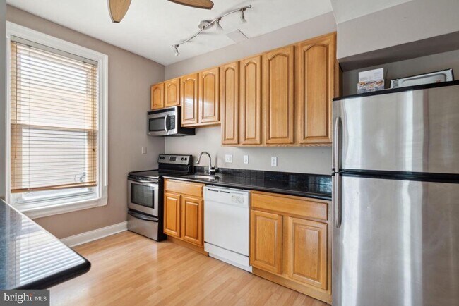 Photo - 1936 N 7th St