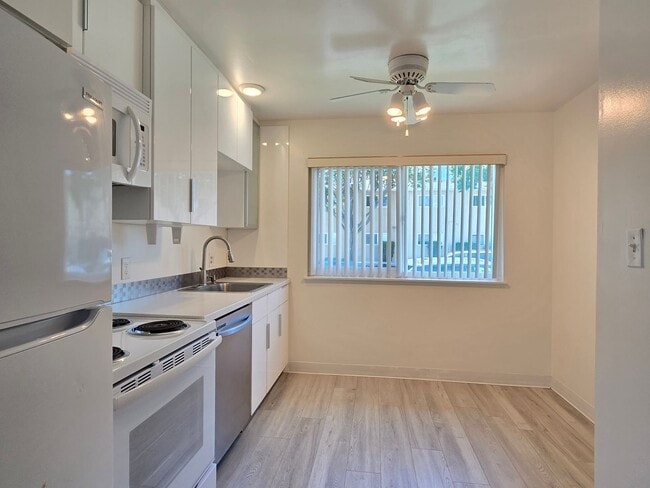 Photo - 3579 Agate Dr Unidad 01