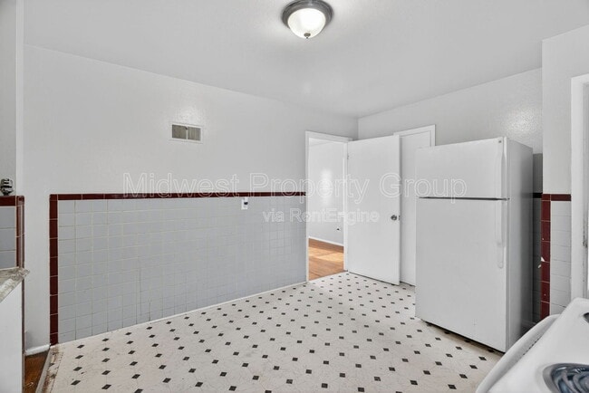 Photo - 5900 Sheriton Dr