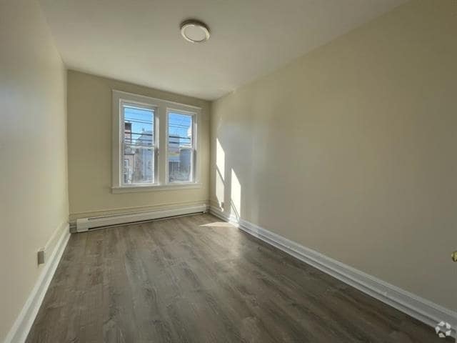 Building Photo - 310 Danforth Ave Unit 1F Rental
