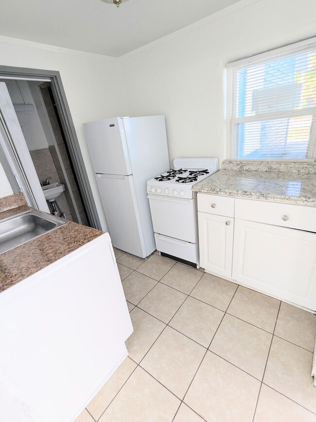 Photo - 309 Eastwood Ln Unit 2