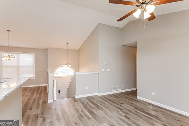 Photo - 3957 Edgebrook Dr