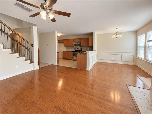 3933 Fernando Dr