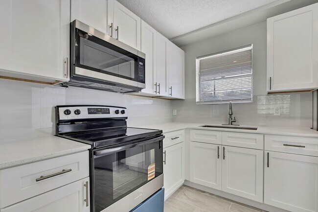 Photo - 10981 W Tidewater Cir