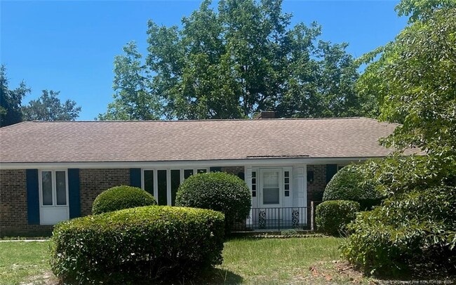 Photo - 425 Dunmore Rd