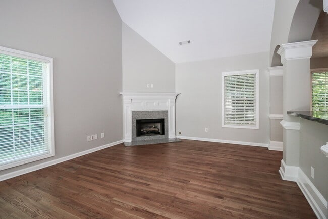 35 Goldfinch Dr